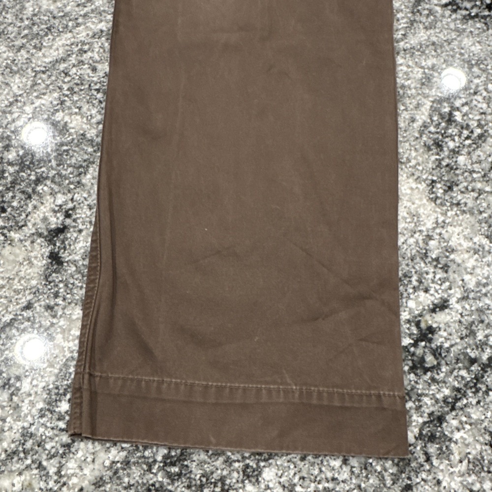 Eddie Bauer Jeans Men's 33x32 Straight Classic Fit Brown Denim Casual Work Hike - Picture 2 of 12